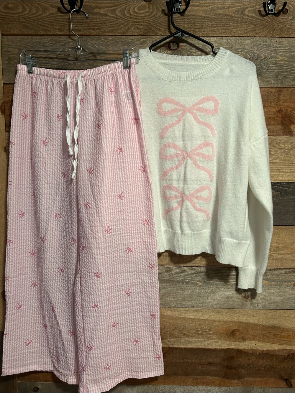SHEIN Pink Bow Print Pant and Sweater Set